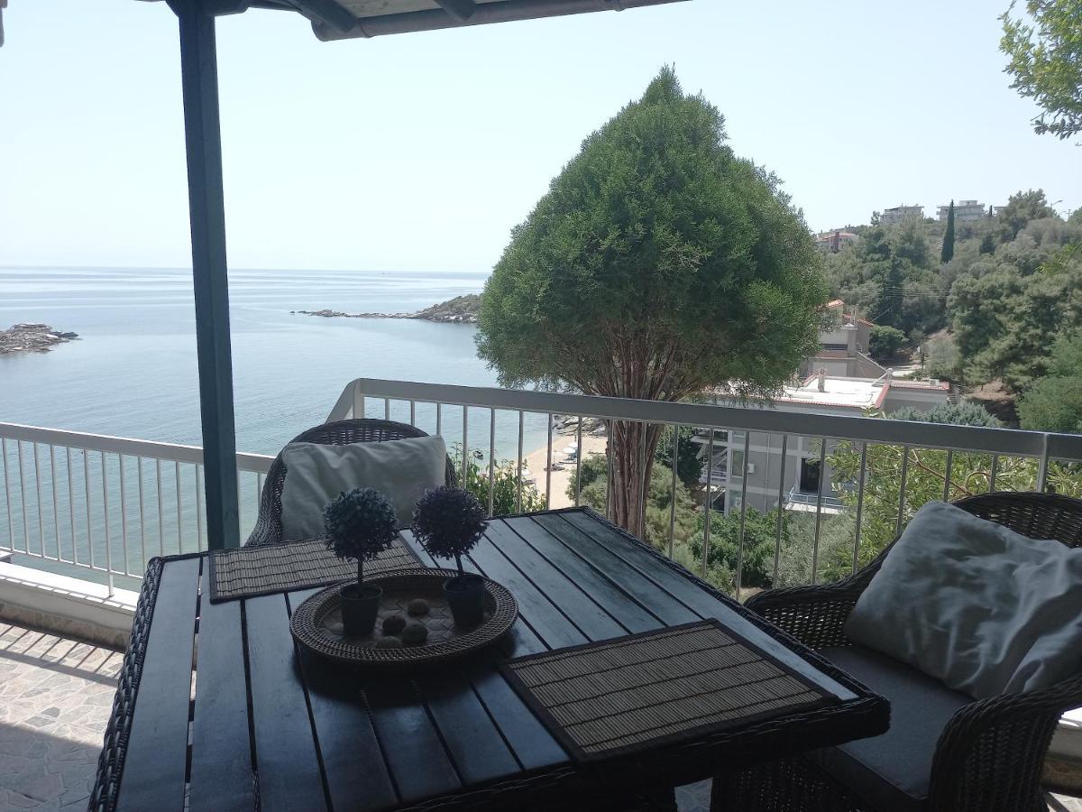Apartamento Balcony By The Sea PalaiónTsiflíkion Exterior foto