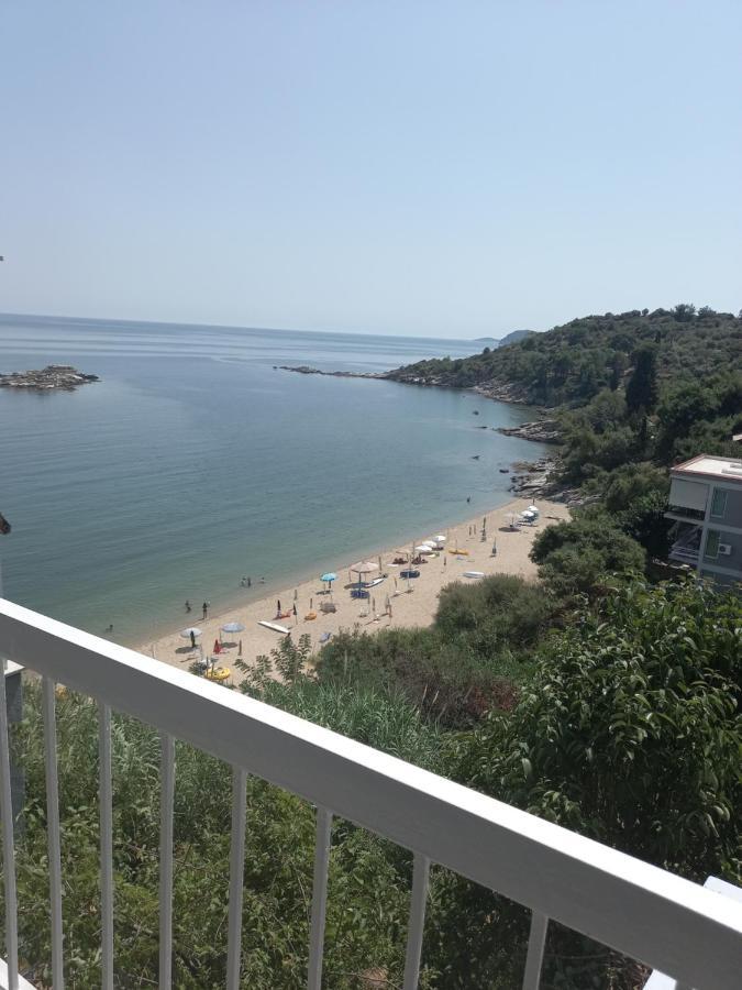Apartamento Balcony By The Sea PalaiónTsiflíkion Exterior foto