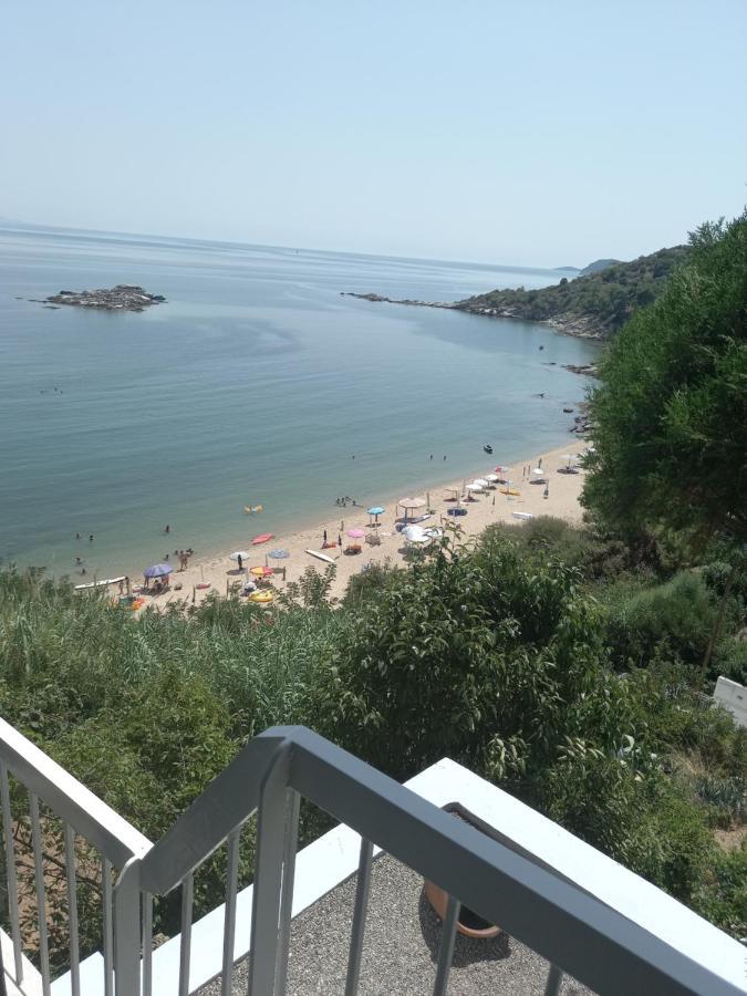 Apartamento Balcony By The Sea PalaiónTsiflíkion Exterior foto