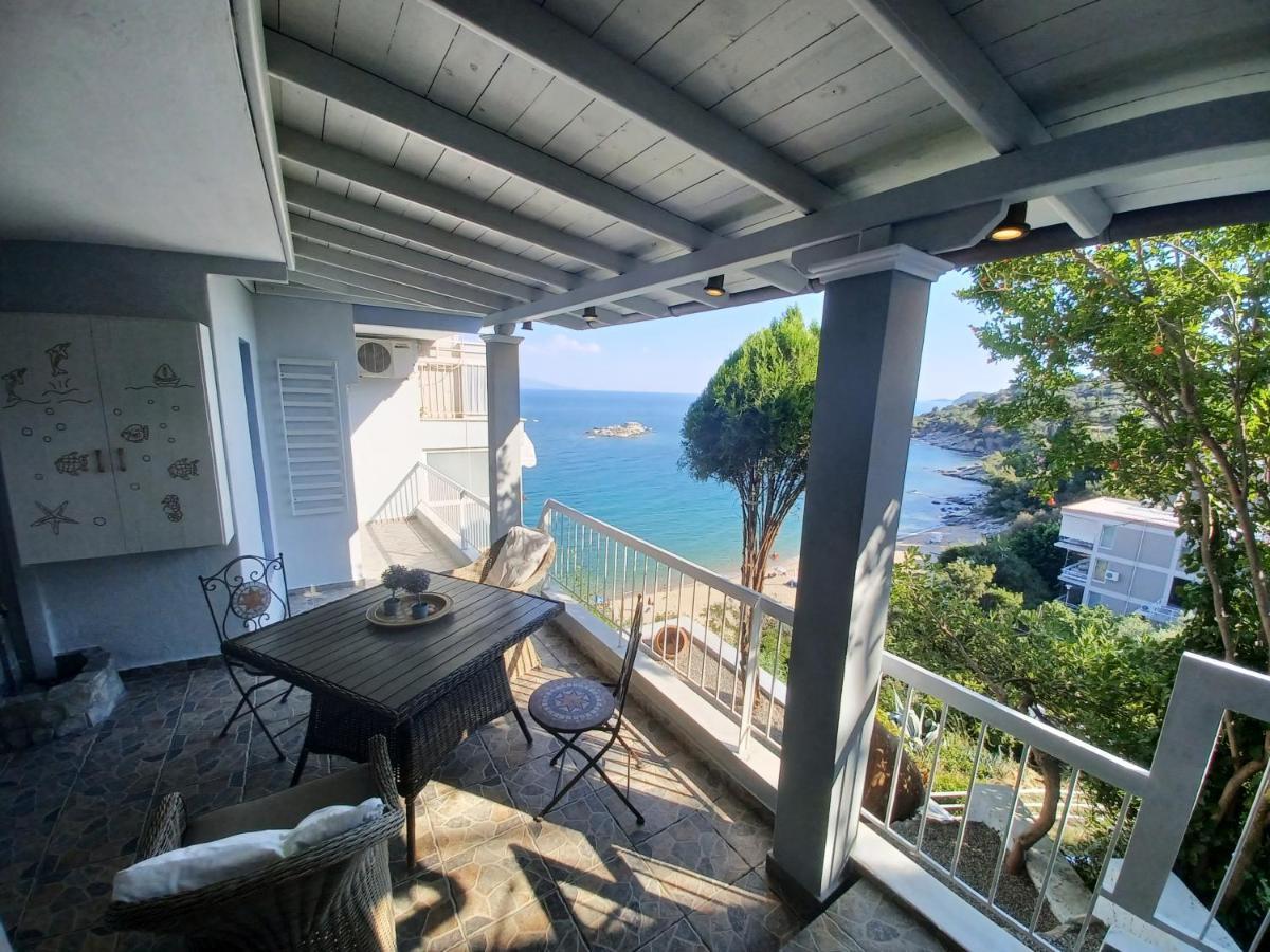 Apartamento Balcony By The Sea PalaiónTsiflíkion Exterior foto
